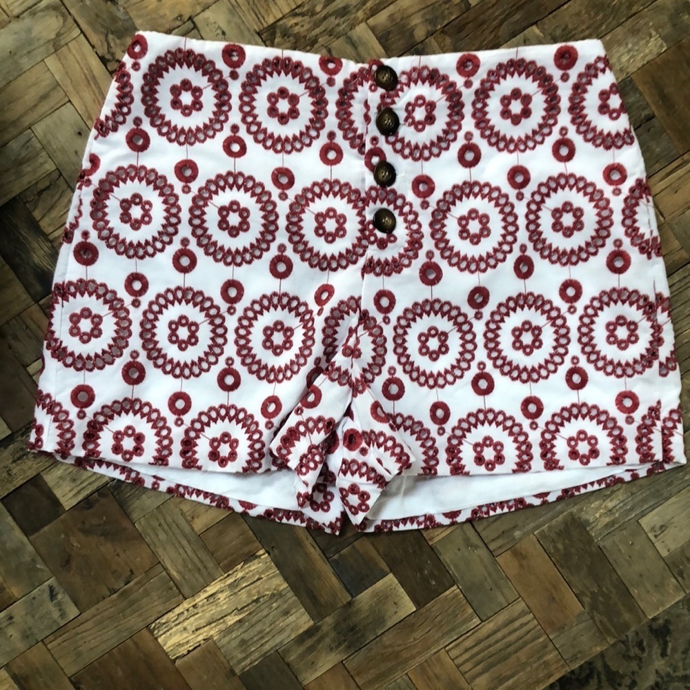 Waverly Grey White Shorts with Red Circular Embroidery